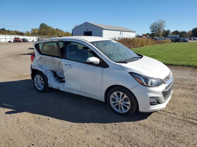 KL8CD6SA2LC417898 - 2020 CHEVROLET SPARK 1LT WHITE photo 4