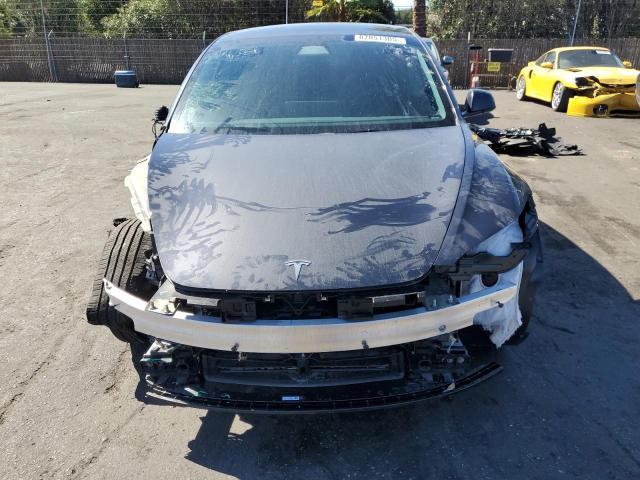 5YJ3E1EAXRF866616 - 2024 TESLA MODEL 3 石墨色 照片 5