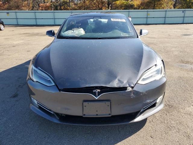 5YJSA1E47HF183398 - 2017 TESLA MODEL S Մոխրագույն լուսանկար 5