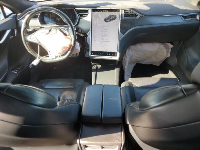 5YJSA1E47HF183398 - 2017 TESLA MODEL S Մոխրագույն լուսանկար 8