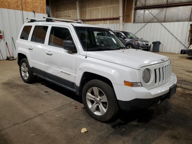 1J4NF1GB4BD177206 - 2011 JEEP PATRIOT SPORT WHITE photo 4