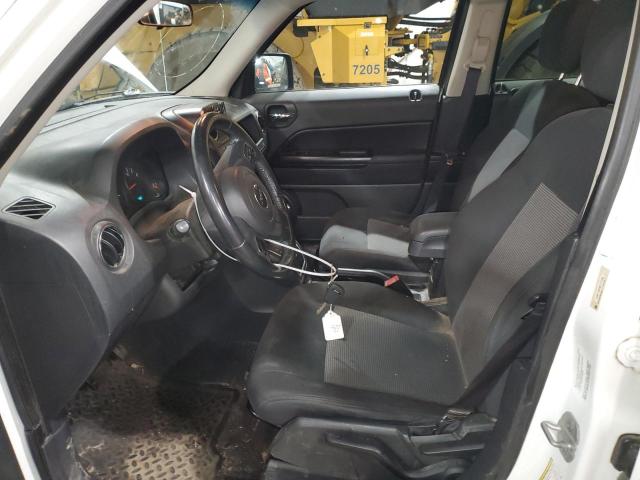 1J4NF1GB4BD177206 - 2011 JEEP PATRIOT SPORT WHITE photo 7