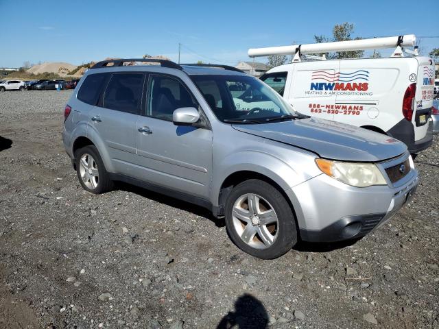 JF2SH63689G756458 - 2009 SUBARU FORESTER 2.5X PREMIUM SILVER photo 4
