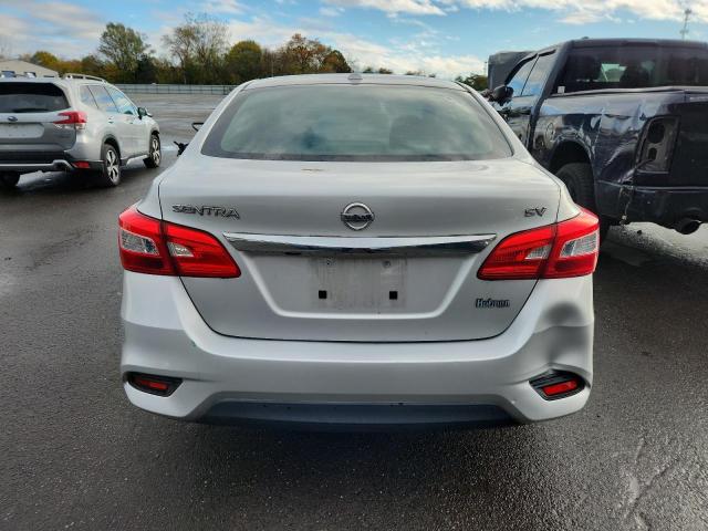 3N1AB7AP3JL628984 - 2018 NISSAN SENTRA S ვერცხლისფერი ფოტო 6