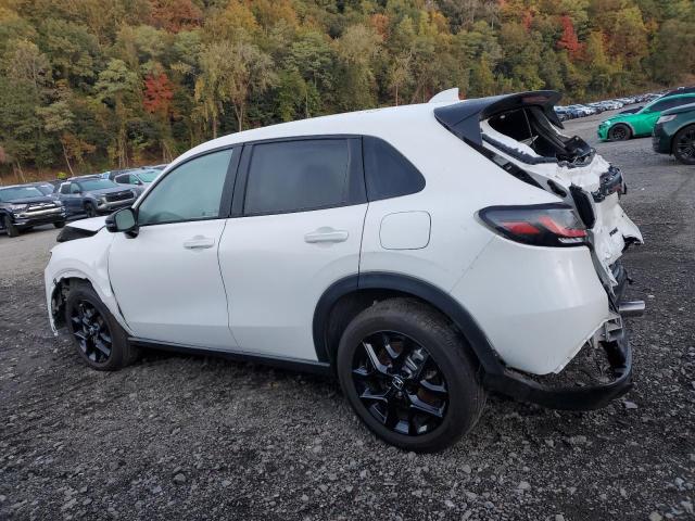 3CZRZ2H55SM701068 - 2025 HONDA HR-V SPORT WHITE photo 2