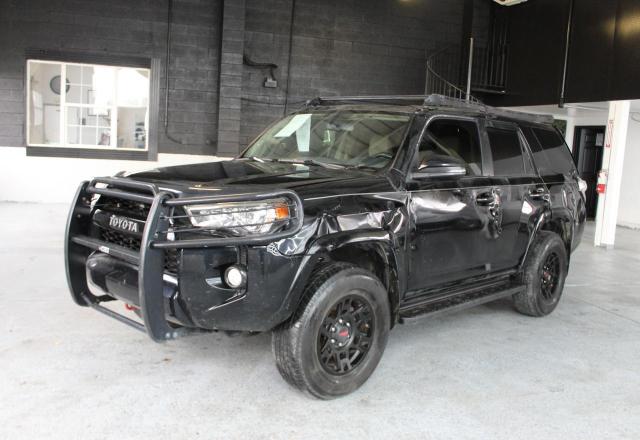 JTEBU5JR6J5536698 - 2018 TOYOTA 4RUNNER SR5/SR5 PREMIUM BLACK photo 2