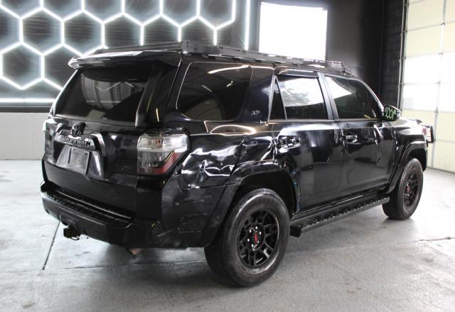JTEBU5JR6J5536698 - 2018 TOYOTA 4RUNNER SR5/SR5 PREMIUM BLACK photo 3