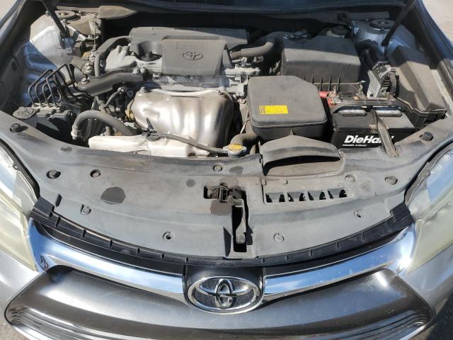 4T1BF1FK4FU062195 - 2015 TOYOTA CAMRY LE 银色 照片 11