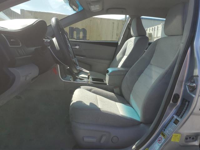 4T1BF1FK4FU062195 - 2015 TOYOTA CAMRY LE 银色 照片 7
