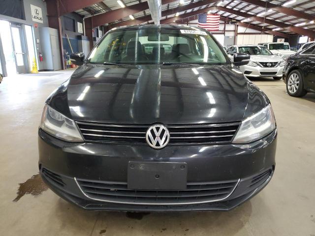 3VWDP7AJ1DM437938 - 2013 VOLKSWAGEN JETTA SE შავი ფოტო 5