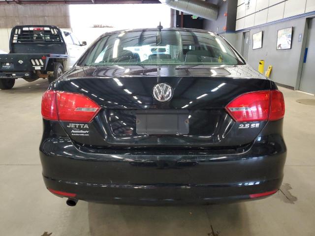 3VWDP7AJ1DM437938 - 2013 VOLKSWAGEN JETTA SE შავი ფოტო 6