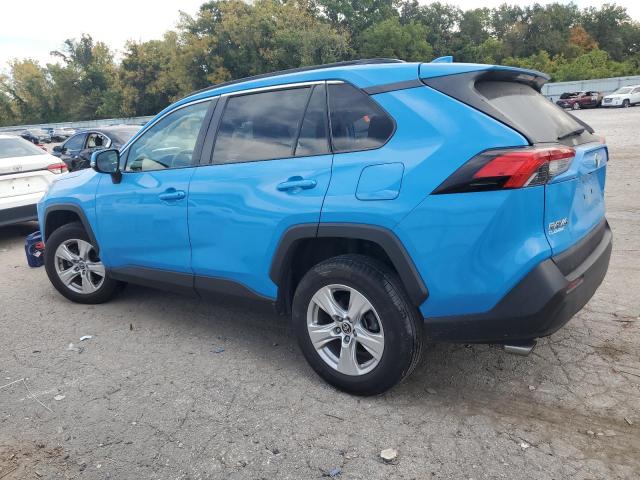 2T3W1RFV0MW127881 - 2021 TOYOTA RAV4 XLE BLUE photo 2