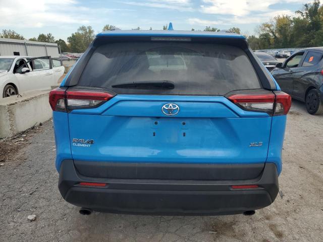 2T3W1RFV0MW127881 - 2021 TOYOTA RAV4 XLE BLUE photo 6