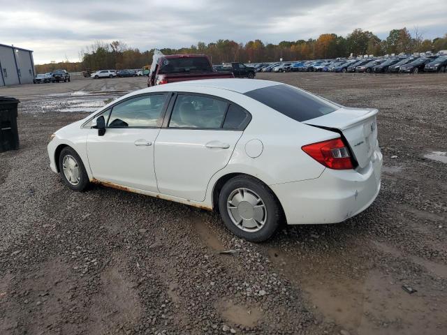 2HGFB2F69CH331950 - 2012 HONDA CIVIC HF WHITE photo 2