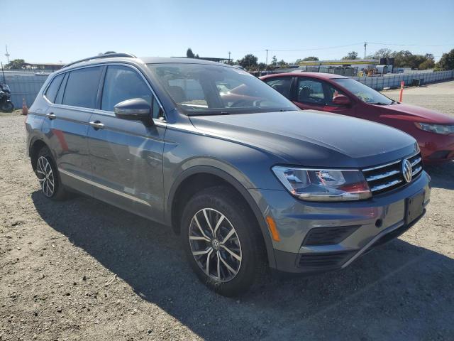 3VV2B7AX1LM096151 - 2020 VOLKSWAGEN TIGUAN SE Серый фото 4