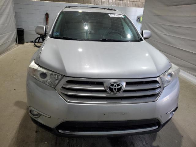 5TDBK3EH8BS050633 - 2011 TOYOTA HIGHLANDER BASE فضي صورة 5