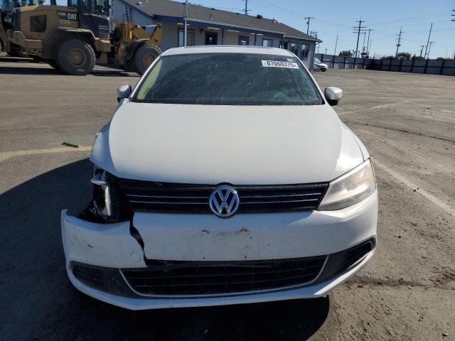 3VWDX7AJ7DM447700 - 2013 VOLKSWAGEN JETTA SE 白色 照片 5