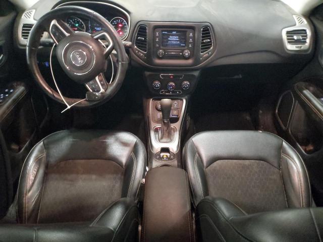 3C4NJDBB6JT328343 - 2018 JEEP COMPASS LATITUDE Weiß Foto 8