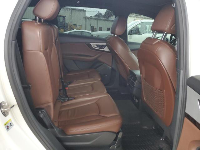 WA1LHAF75JD039235 - 2018 AUDI Q7 PREMIUM PLUS Սպիտակ լուսանկար 10