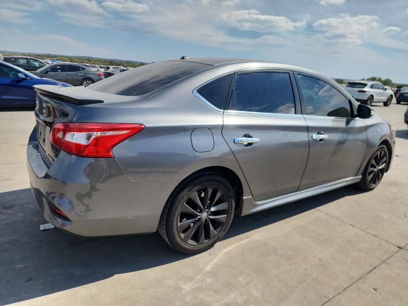 3N1AB7AP8JY235842 - 2018 NISSAN SENTRA S 灰色 照片 3