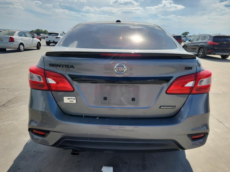 3N1AB7AP8JY235842 - 2018 NISSAN SENTRA S 灰色 照片 6