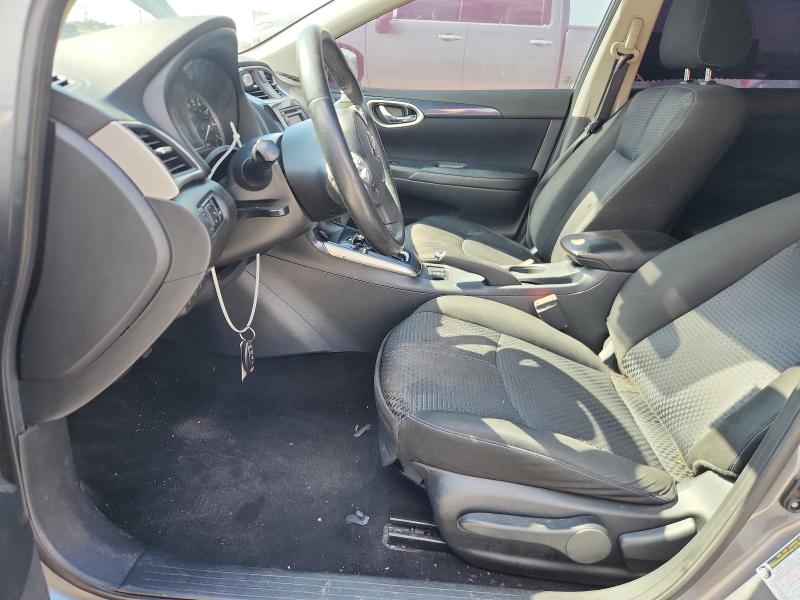 3N1AB7AP8JY235842 - 2018 NISSAN SENTRA S 灰色 照片 7