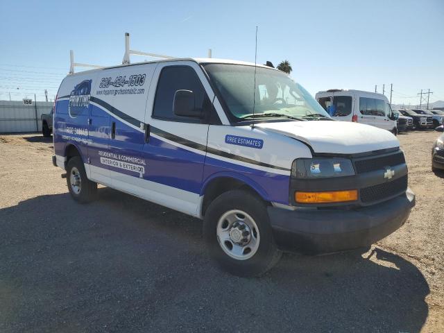 1GCWGAFP5J1198568 - 2018 CHEVROLET EXPRESS G2 Blanc photo 4