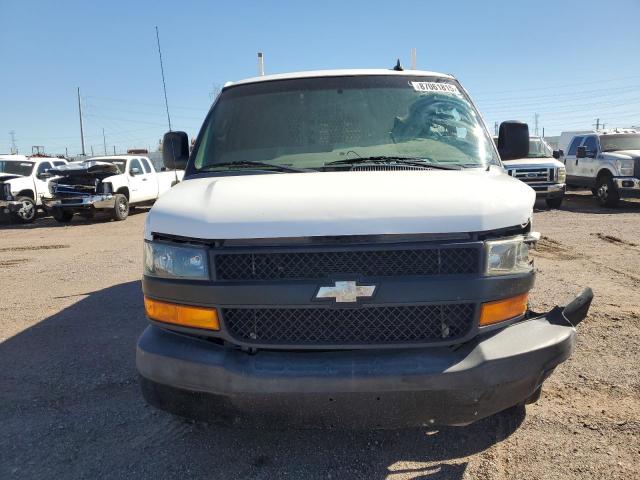 1GCWGAFP5J1198568 - 2018 CHEVROLET EXPRESS G2 Blanc photo 5