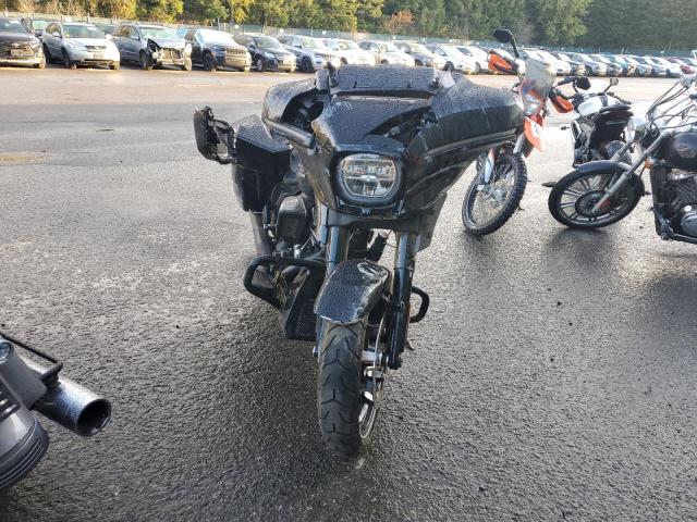 1HD1KB719RB605403 - 2024 HARLEY-DAVIDSON FLHX BLACK photo 2