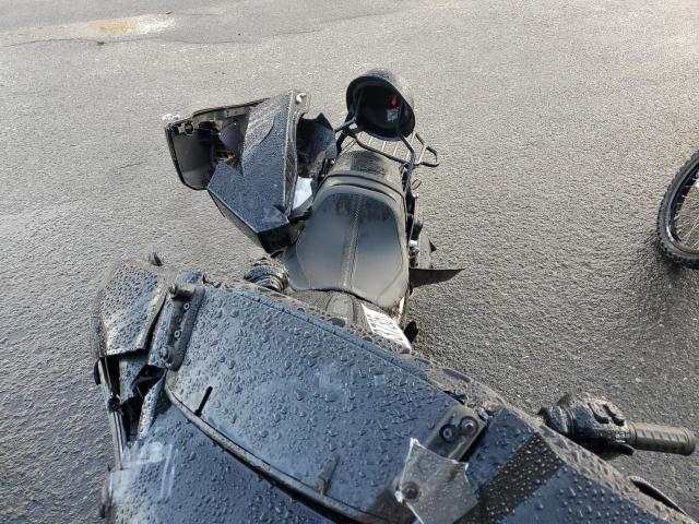 1HD1KB719RB605403 - 2024 HARLEY-DAVIDSON FLHX BLACK photo 5