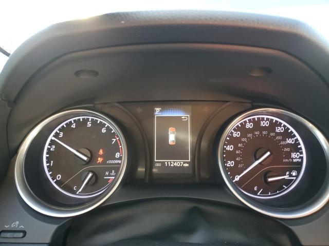 4T1B11HK4JU112808 - 2018 TOYOTA CAMRY L GRAY photo 9