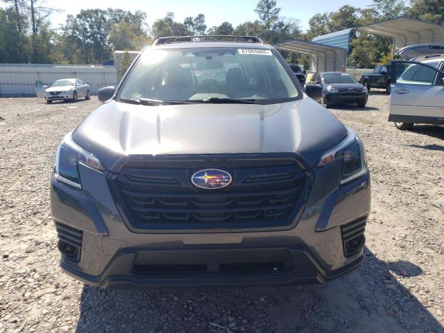 JF2SKACC5PH437763 - 2023 SUBARU FORESTER GRAY photo 5