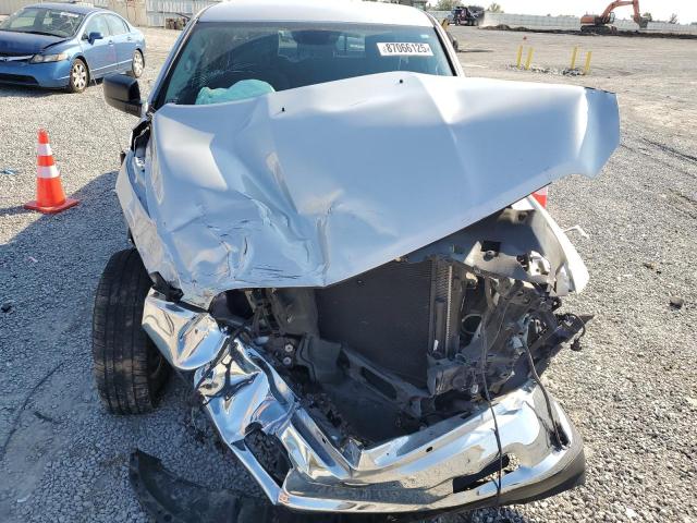 1C6RR6GGXHS730217 - 2017 RAM 1500 SLT SILVER photo 11