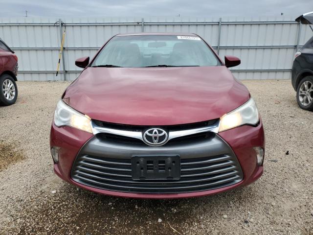 4T1BF1FKXHU660133 - 2017 TOYOTA CAMRY LE RED photo 5