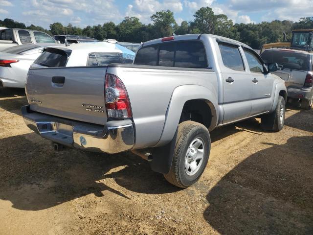 5TFJU4GN0FX082958 - 2015 TOYOTA TACOMA DOUBLE CAB PRERUNNER SILVER photo 3