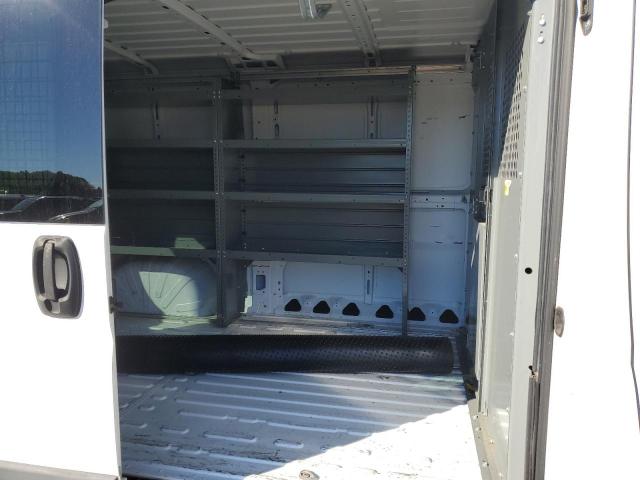3C6TRVAG7JE127338 - 2018 RAM PROMASTER 1500 STANDARD أبيض صورة 11