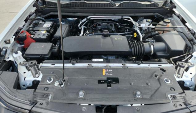 1GCGSBEC9R1104582 - 2024 CHEVROLET COLORADO WHITE photo 11