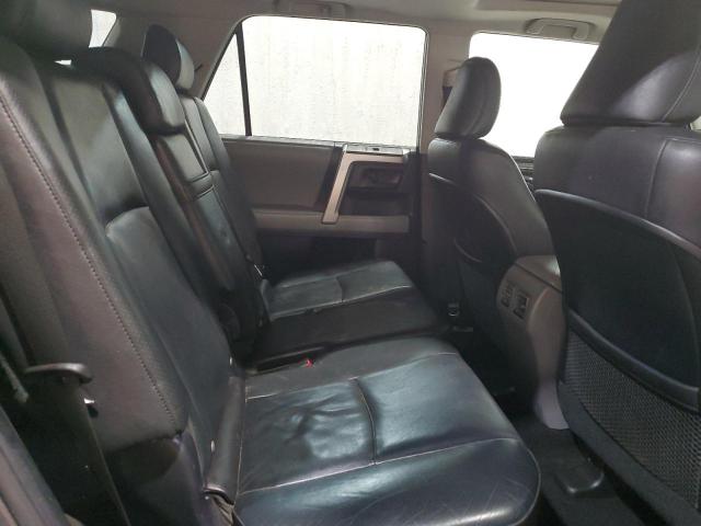 JTEBU5JR1A5019857 - 2010 TOYOTA 4RUNNER SR5 灰色 照片 11