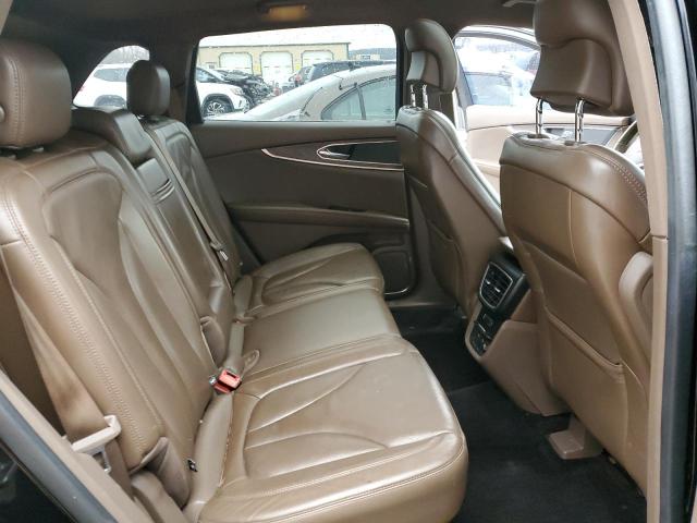 2LMTJ8LR8GBL71550 - 2016 LINCOLN MKX RESERVE BLACK photo 11