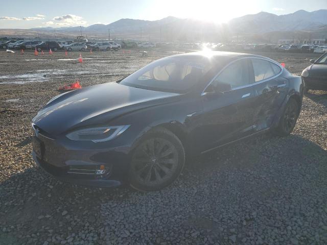 5YJSA1E25JF265425 - 2018 TESLA MODEL S BLUE photo 1