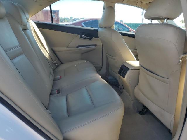 4T1BF1FK4CU562725 - 2012 TOYOTA CAMRY BASE WHITE photo 10