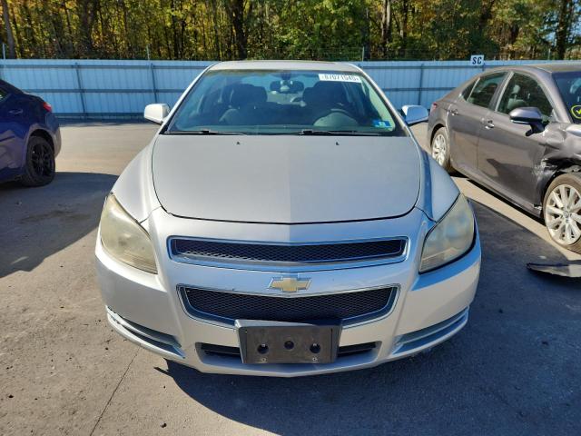 1G1ZC5EB5AF295576 - 2010 CHEVROLET MALIBU 1LT فضي صورة 5