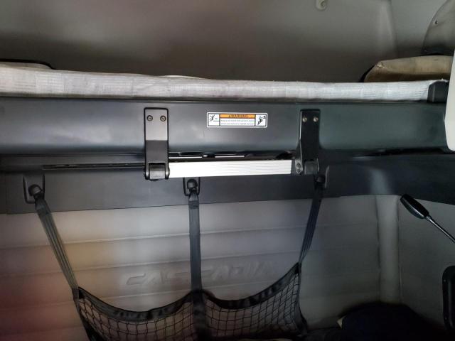 3AKJHHDR5JSJU7142 - 2018 FREIGHTLINER CASCADIA 1 فحمي صورة 6