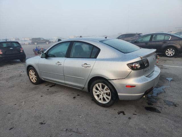 JM1BK12F181871828 - 2008 MAZDA 3 I SILVER photo 2