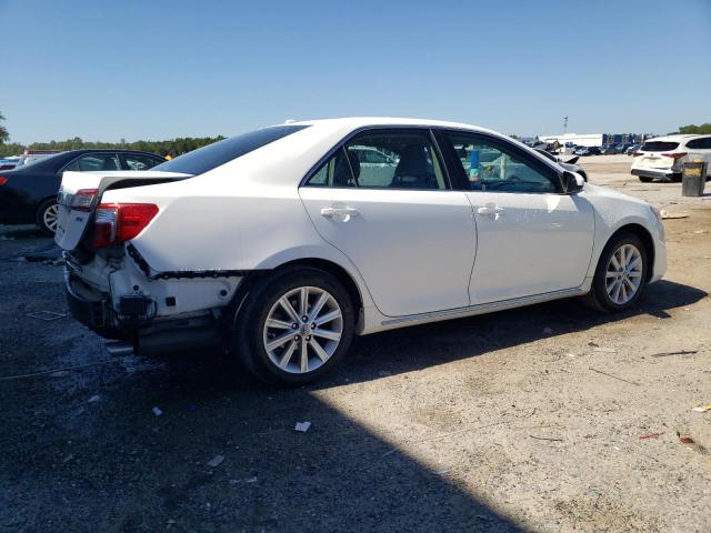 4T1BK1FK8EU544789 - 2014 TOYOTA CAMRY SE 白色 照片 3