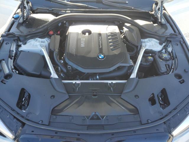 WBAJE5C5XKWA98674 - 2019 BMW 540 I WHITE photo 11