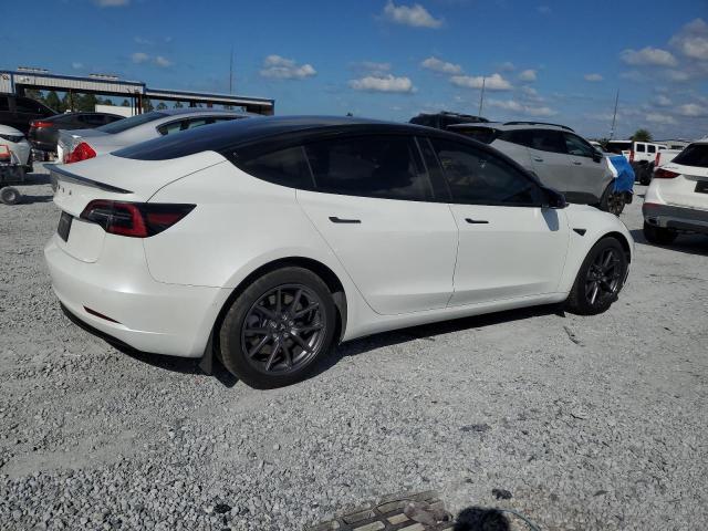 5YJ3E1EA3MF991594 - 2021 TESLA MODEL 3 თეთრი ფოტო 3