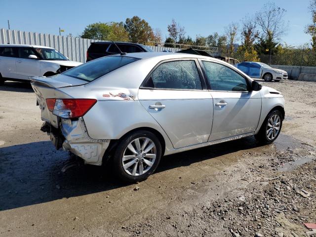 KNAFU4A21B5434730 - 2011 KIA FORTE EX ვერცხლისფერი ფოტო 3