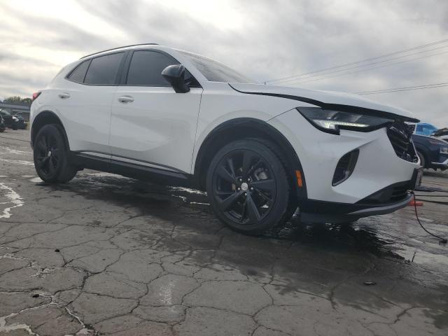 LRBFZNR45MD104175 - 2021 BUICK ENVISION ESSENCE თეთრი ფოტო 4