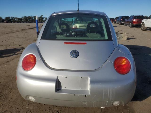 3VWDD21C61M457627 - 2001 VOLKSWAGEN NEW BEETLE GLX 银色 照片 6